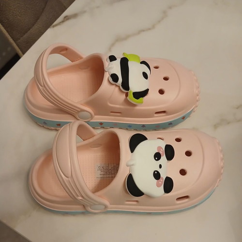 Pink children's slippers size 31.5 like new