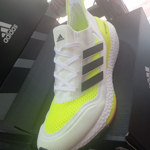 Adidas Ultraboost21 new athletic shoes white yellow