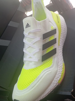 Adidas Ultraboost21 new athletic shoes white yellow