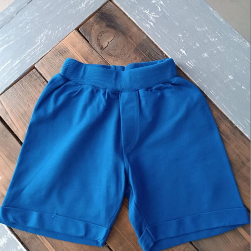 Boy's blue shorts like new, size 2