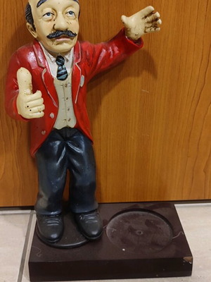 Decorative bottle waiter like new