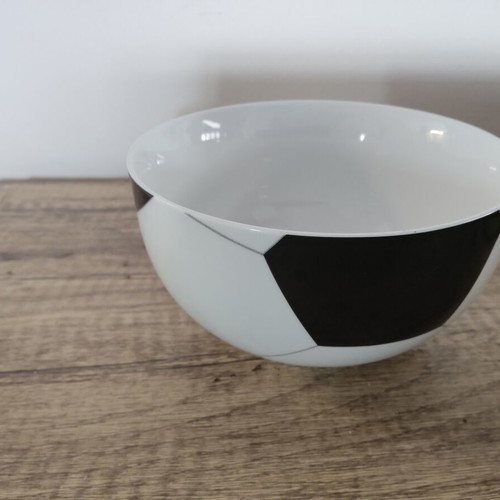 Porcelain Football Ball Bowl like new, diameter 12.7 cm, Swan K's Branch