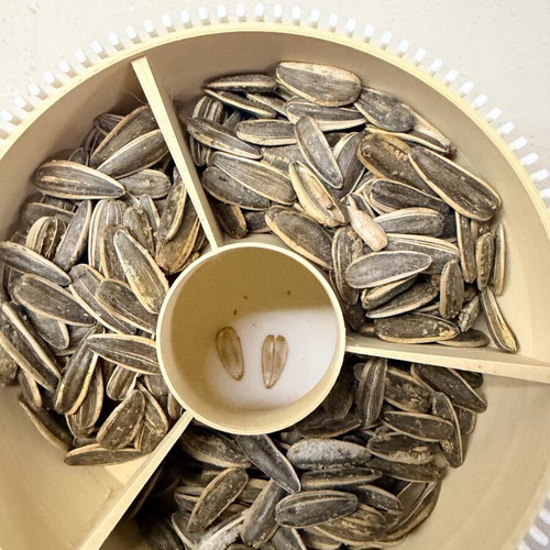 Practical bowl for nuts and seeds like new with lid