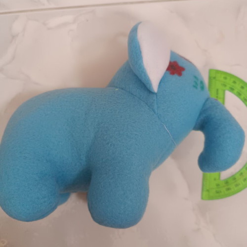 Set of 2 plush toys, cat and elephant