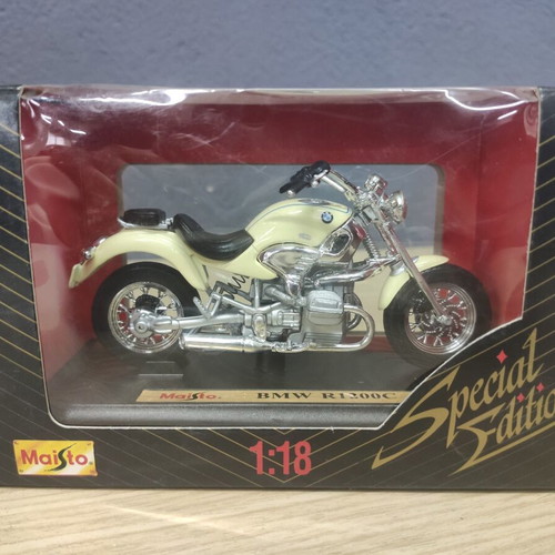 Maisto Motorcycle BMW 1200 C scale model 1/18
