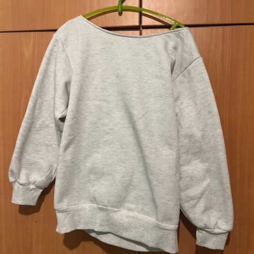 Shein gray sweater with open shoulder design like new, XS