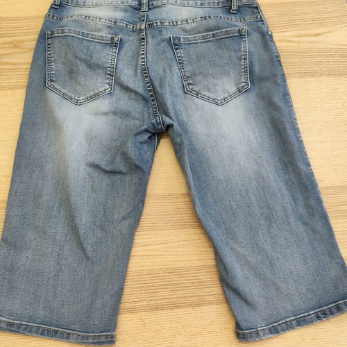 Miss Natalie Y2K capri denim bermuda distressed, light wash, XL