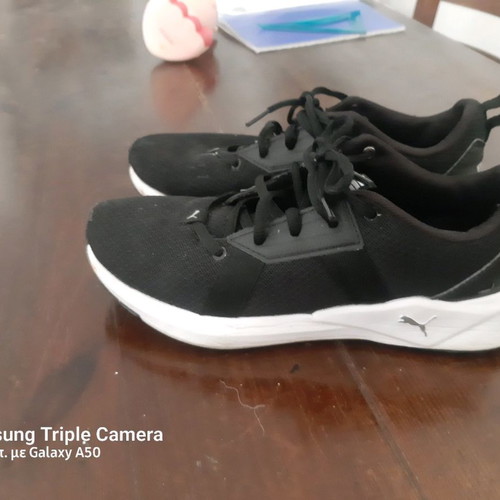 Puma αθλητικά παπούτσια μεταχειρισμένα, μέγεθος 37,5, μαύρα, πανάλαφρα
