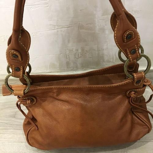 Guy Laroche leather shoulder bag like new, brown