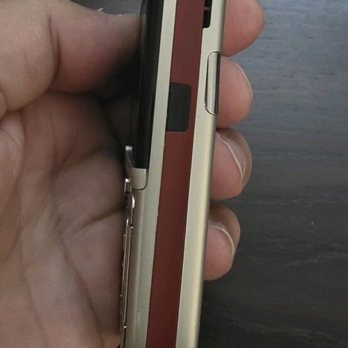 Nokia 7260 like new with original battery, cable and headphones