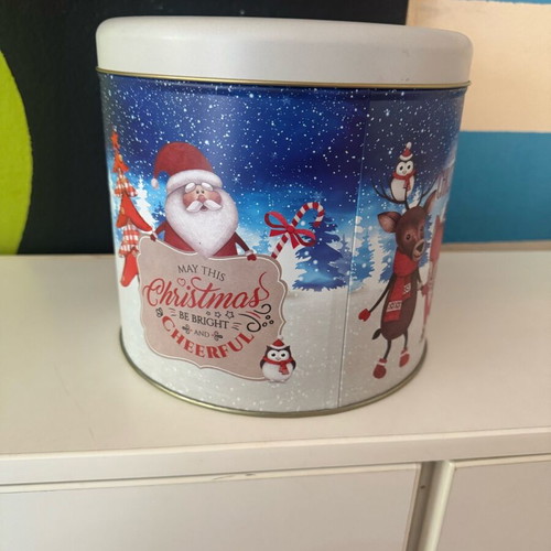 Christmas metal boxes like new, set of 2 large