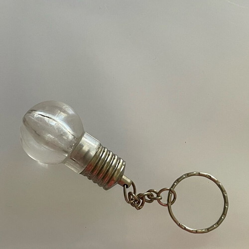 Light bulb keychain used with light