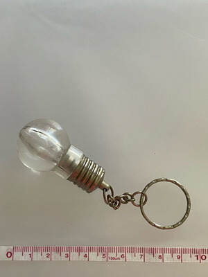 Light bulb keychain used with light
