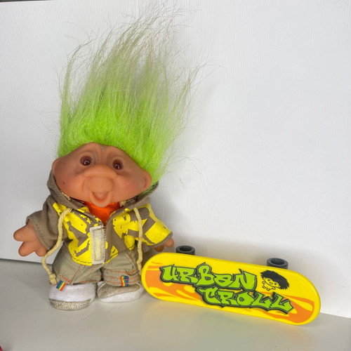 Esy Pylis Troll 100% Complete Rare With Accessories Shoes And Skateboard