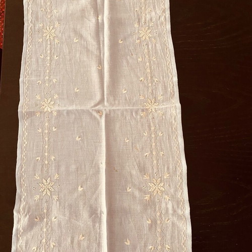Table runner used, Lefkadian handmade embroidery 36x85