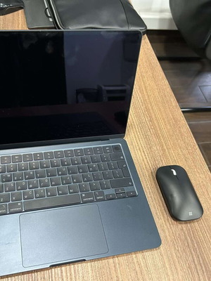 MacBook Air M2 2022 σαν καινούργιο, 13,6 ιντσών, macOS, ασημί