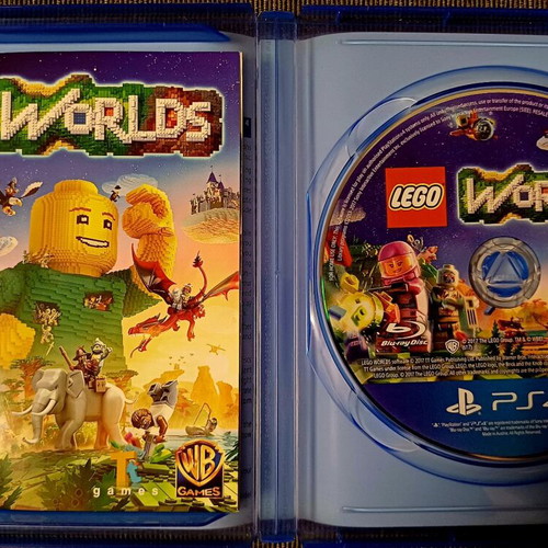 Lego Worlds PS4 used, complete and in excellent condition