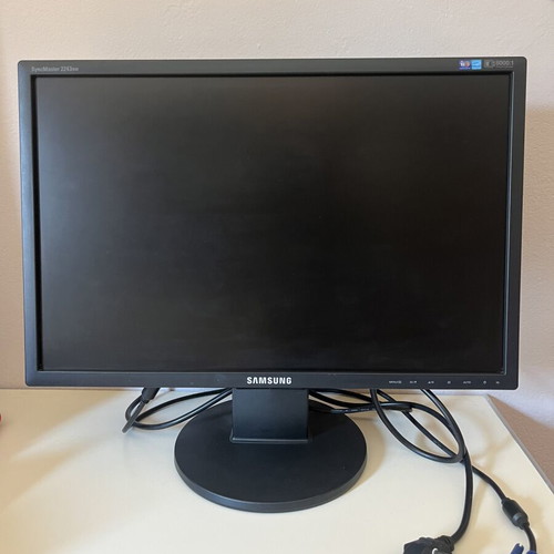 Samsung SyncMaster 2243NW 22-inch LCD monitor