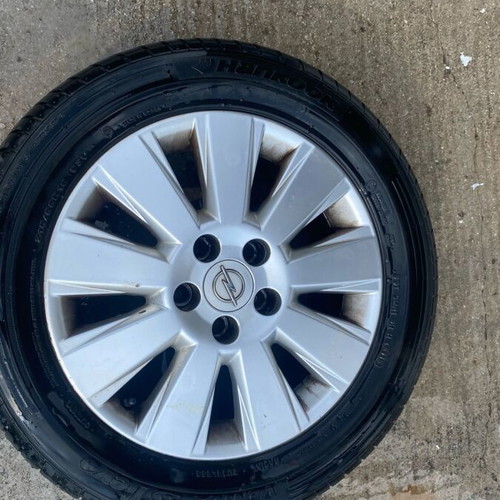 Opel 16-inch five-bolt rims used, set of 3