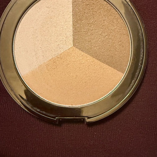 H&M face bronzer used once