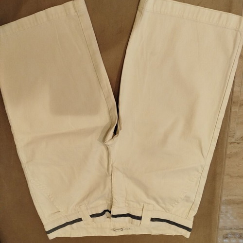 Tommy Hilfiger women's white bermuda shorts, size S