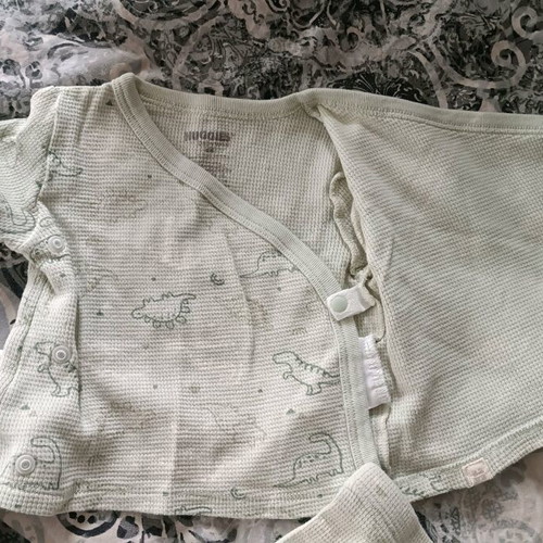 Baby set made of 100% organic cotton like new