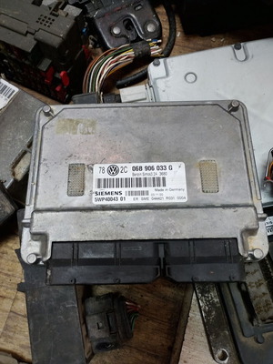 Engine computer 06B906033G for VW Passat 3B5.5 2.0i used