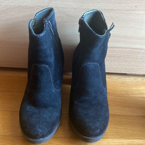 Nikolas ankle boots with medium heel, suede texture, black, size 36
