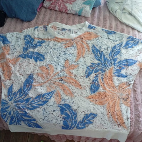 Lace blouse like new, blue and orange
