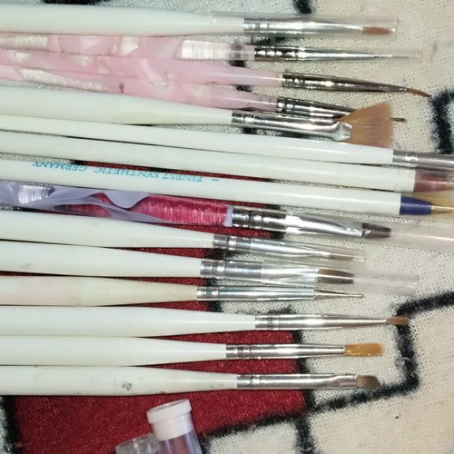 Manicure and pedicure tools set like new