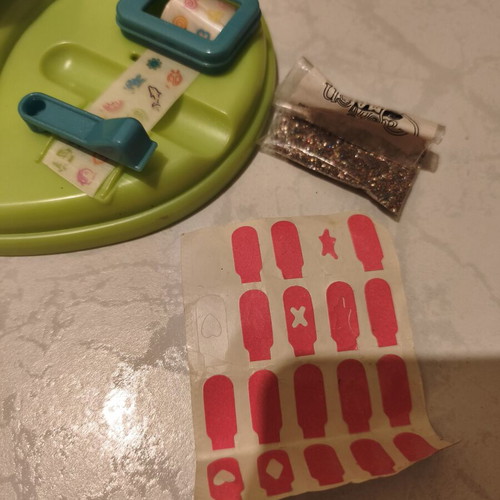 Mattel Nail Set used with glitter and stickers