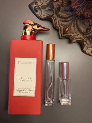 Passeggiata In Galleria Vittorio Emanuele II Trussardi Eau de Parfum 5 ml σαν καινούριο