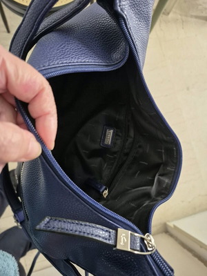 Carpisa shoulder bag blue like new 38×31cm
