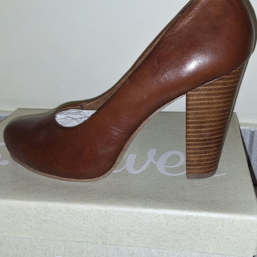 S.Oliver leather heels