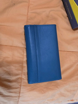 Guy Laroche leather wallet new, petrol color