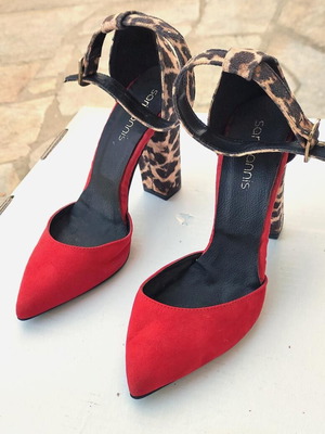 Red suede pumps with leopard thick heel used, size 36