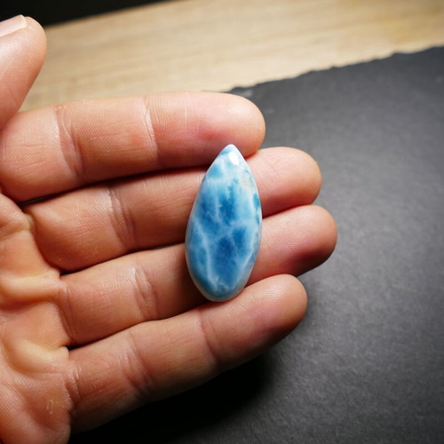 Larimar Cambon natural stone new 8.81 grams