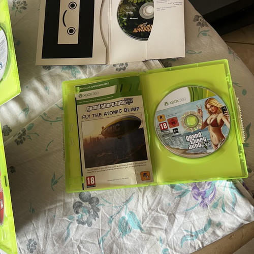 Xbox 360 games bundle with Sonic Free Riders, GTA 5, NBA, Kinect