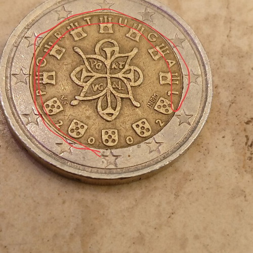 2 Euro Portugal 2002 coin used with printing errors