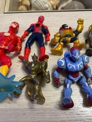 Various Superheroes used, pack