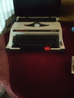 Rover 6000 de luxe typewriter like new
