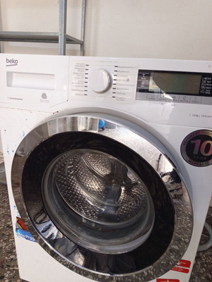 Beko washing machine used, 11 kg load capacity