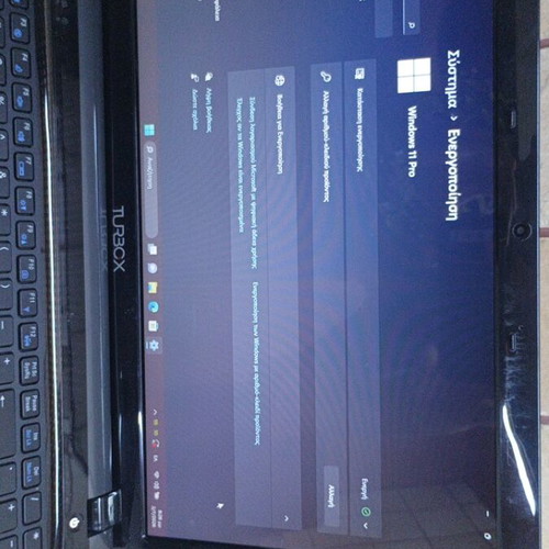 Laptop TurboX W253EFQ like new, Intel Core i3, 8GB RAM, SSD, Windows 11 Pro