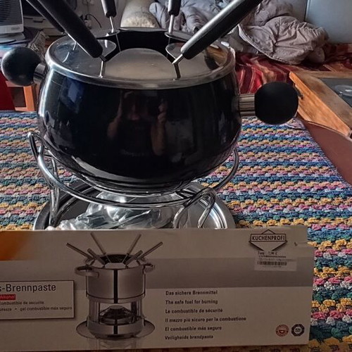 Kela fondue set with burning gel unused