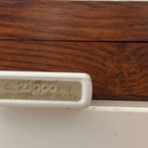 Zippo lighter like new, authentic
