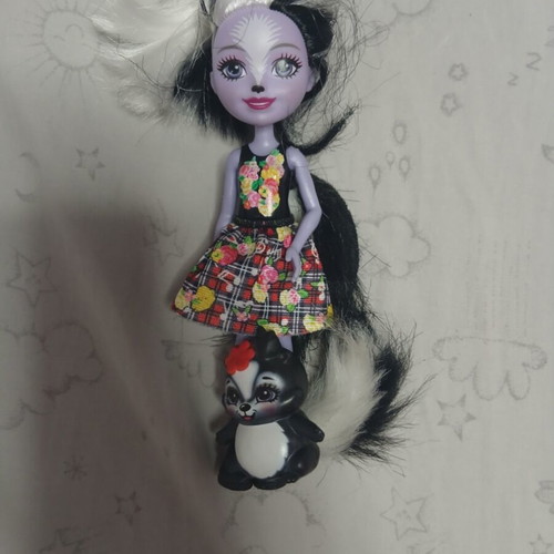 Enchantimals set of 7 dolls with 7 animals