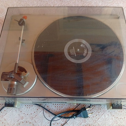 Technics SL-QD21 Quartz direct drive turntable like new