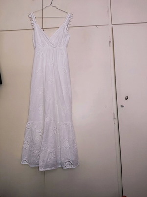Women's long cotton dress white, like new, size M
