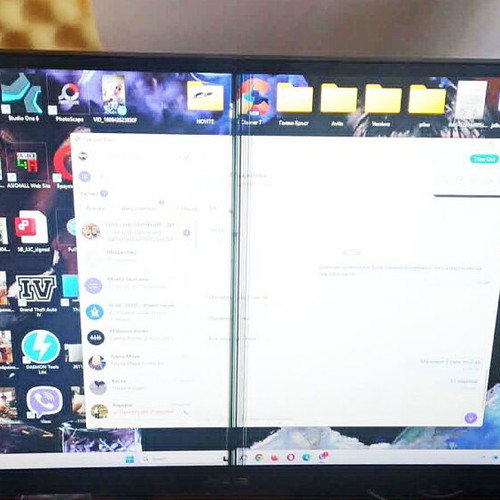 Asus 23 Monitor used with screen line