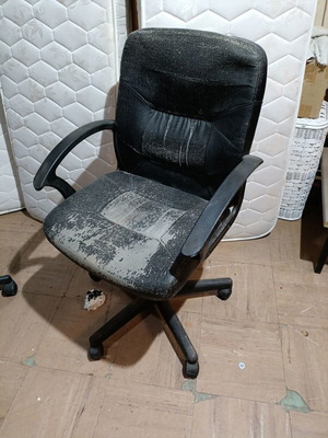 Καρέκλα γραφείου μεταχειρισμένη